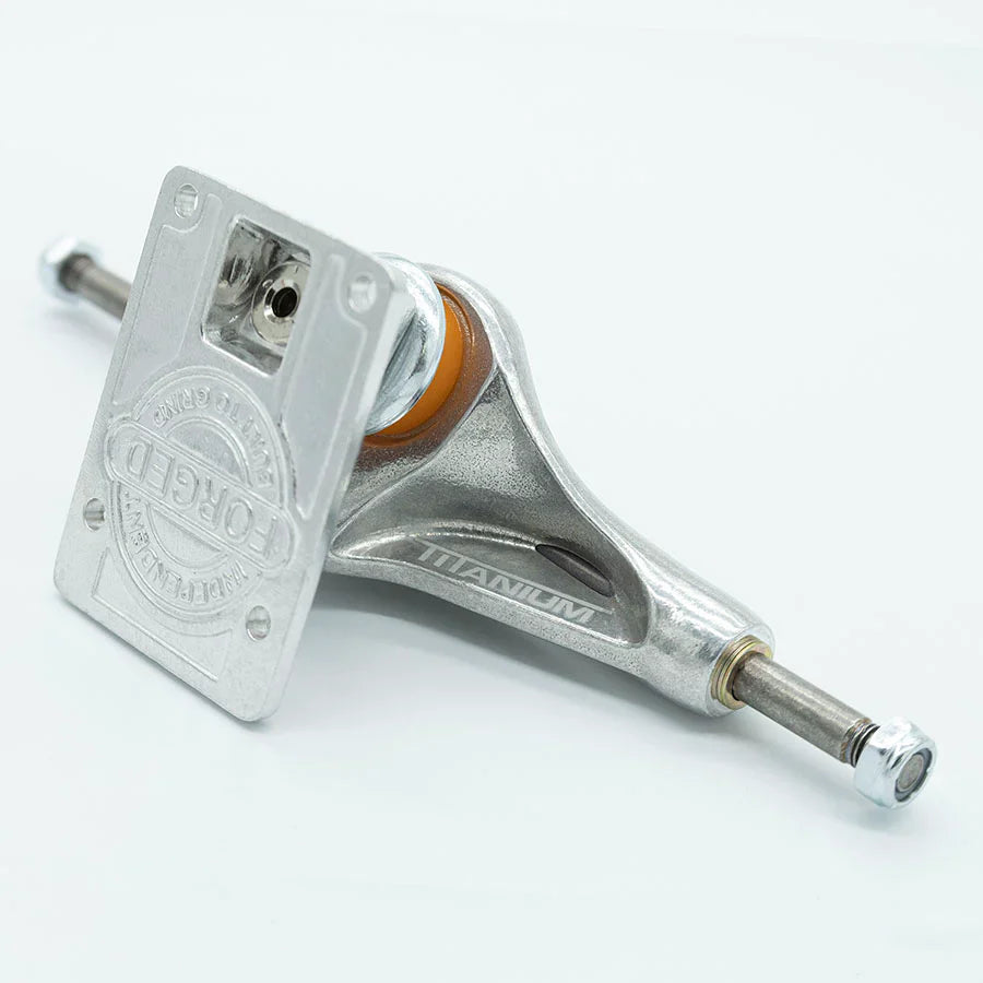 Independent Trucks 169mm Stage 11 Forged Titanium Standard - Silver (Set of 2)