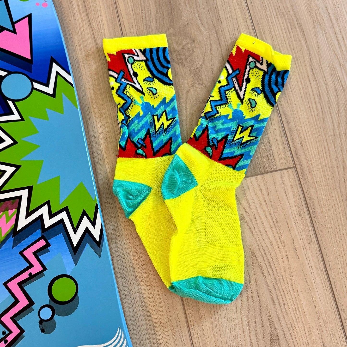 Weirdo COMBO-PACK Grip, Socks & Hand-Painted Deck 10”x31”